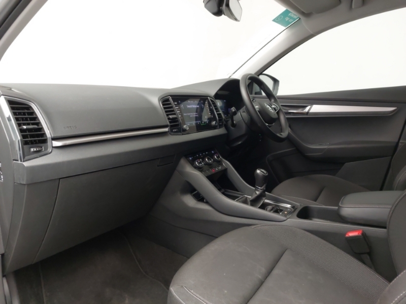 Skoda Karoq 1.0 Tsi Se Drive Silver #5