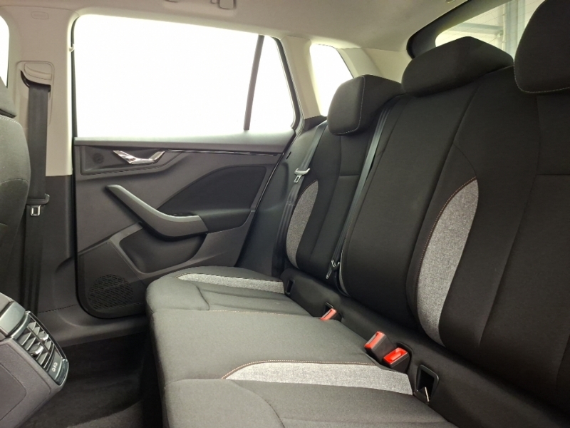 Skoda Kamiq 1.0 Tsi Se Edition YR75EXT Grey #6