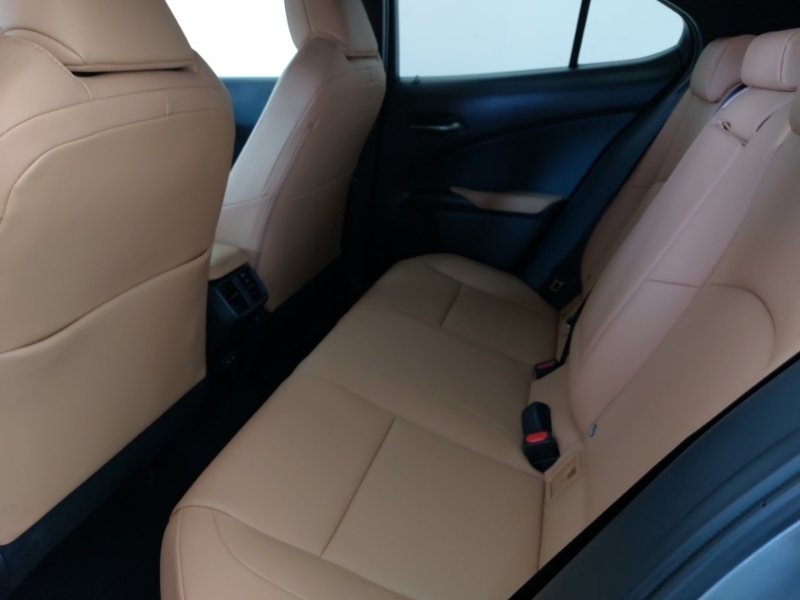 Lexus UX 250H 2.0 F-sport Design Cvt Silver #6