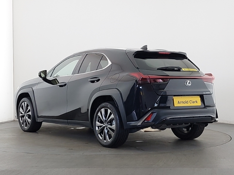 Lexus UX 250H 2.0 F-sport Design Cvt Black #2
