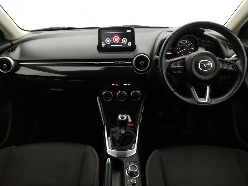 Mazda 2 1.5 Skyactiv G Se-l Nav White #3