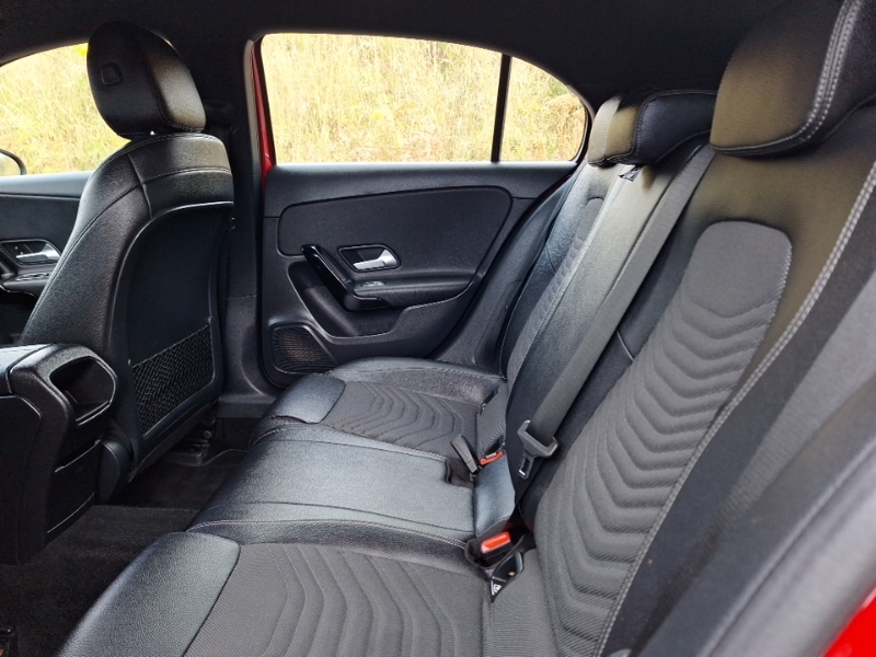 Mercedes-Benz A Class A180d Se Executive KT68ZJE Red #6