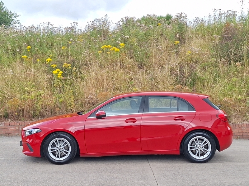 Mercedes-Benz A Class A180d Se Executive KT68ZJE Red #4