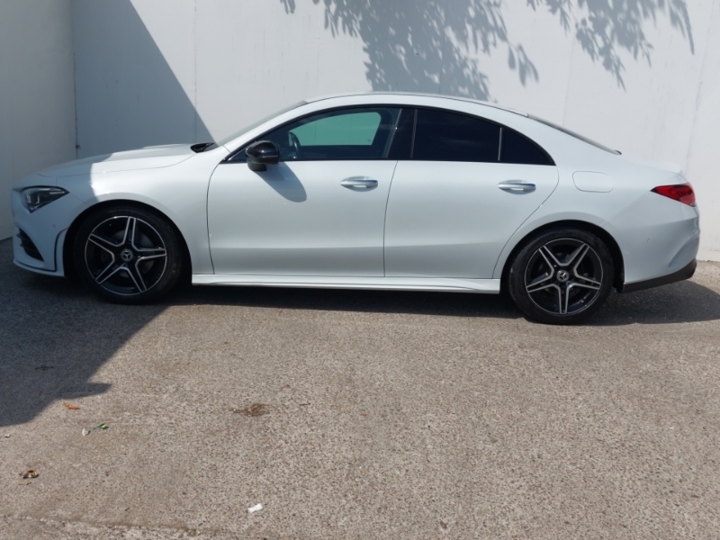 Mercedes-Benz CLA Class Cla 180 Amg Line Premium Tip White #4