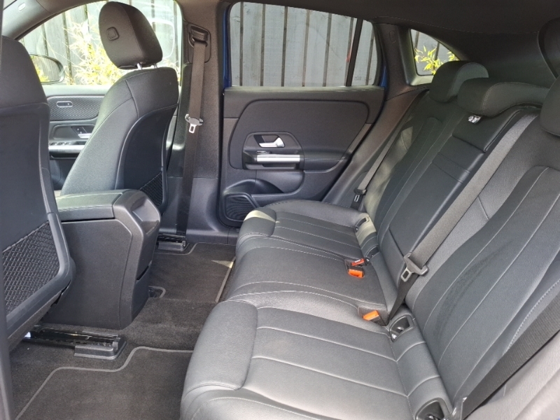 Mercedes-Benz EQA Eqa 250 140Kw Sport Executive 70.5Kwh Blue #6