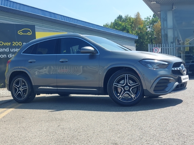 Mercedes-Benz GLA Class Gla 200 Amg Line Executive White #7