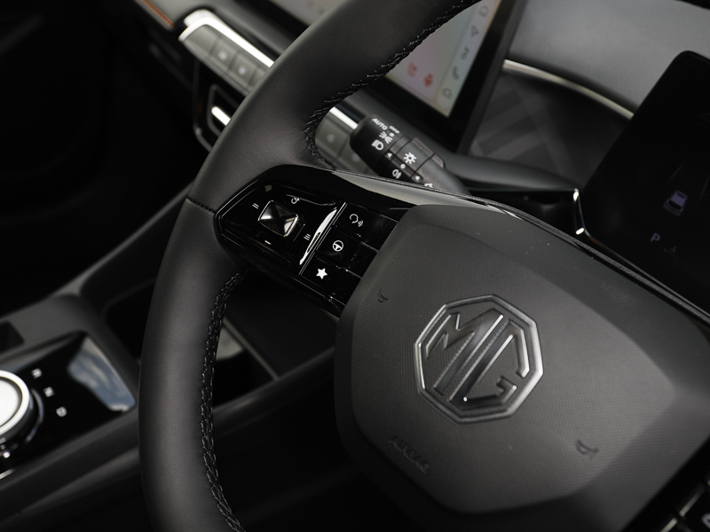 MG MG3 1.5 Hybrid Trophy Black #16