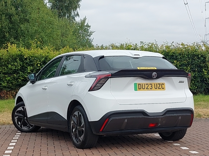 MG MG4 150Kw Se Ev Long Range 64Kwh White #2