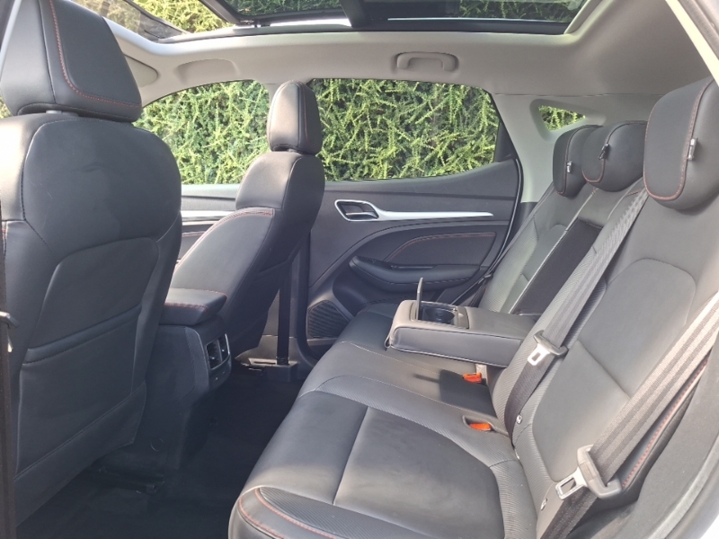 MG ZS 115Kw Trophy Connect Ev Long Range73kwh White #6
