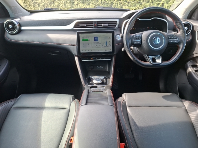 MG ZS 115Kw Trophy Connect Ev Long Range73kwh White #3
