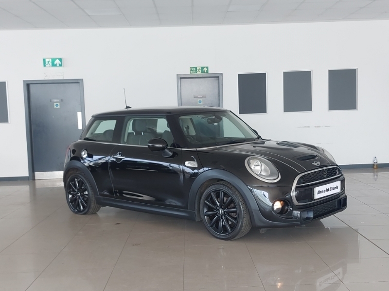 Mini Hatch 2.0 Cooper S Black