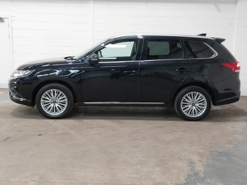 Mitsubishi Outlander 2.4 Phev Dynamic Black #4