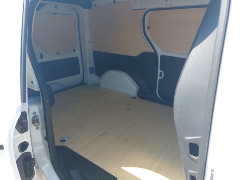 Nissan TOWNSTAR 1.3 Acenta Van White #6