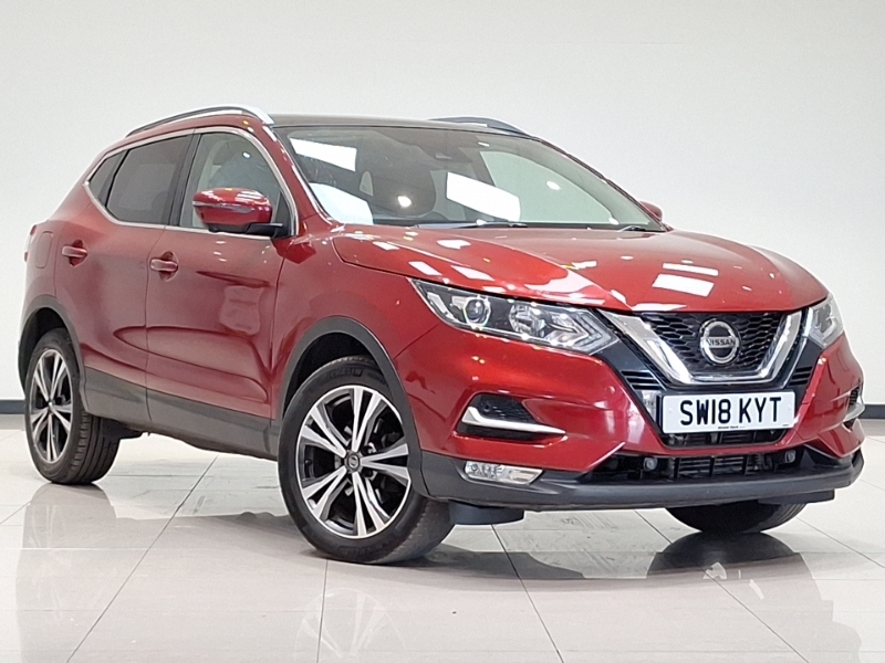 Nissan Qashqai 1.2 Dig-t N-connecta Xtronic Red
