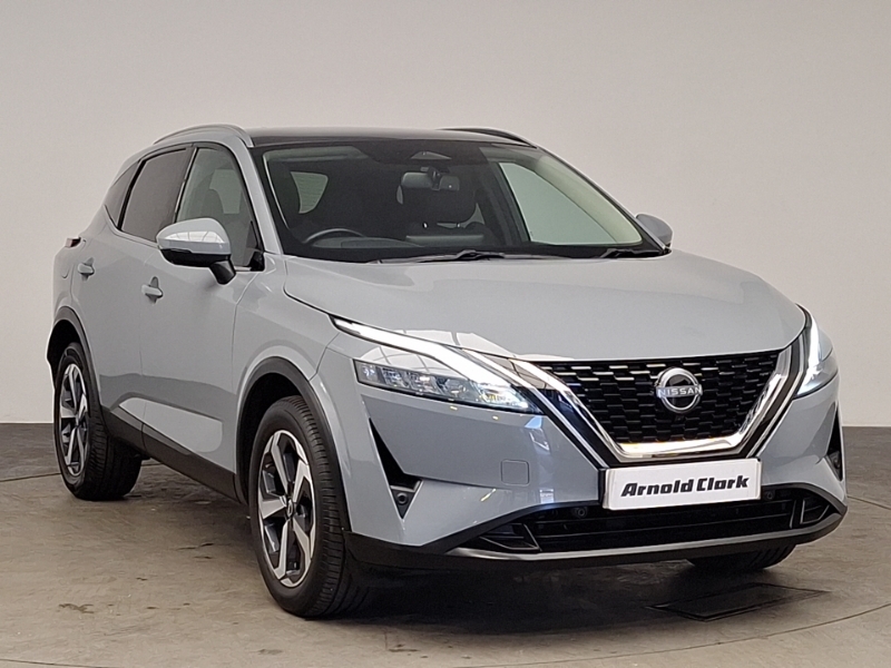 Nissan Qashqai 1.3 Dig-t Mh N-connecta Glass Roof Grey