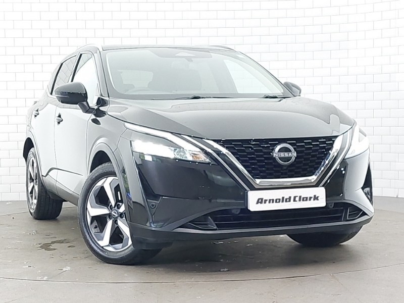 Nissan Qashqai 1.3 Dig-t Mh 158 N-connecta Xtronic Black