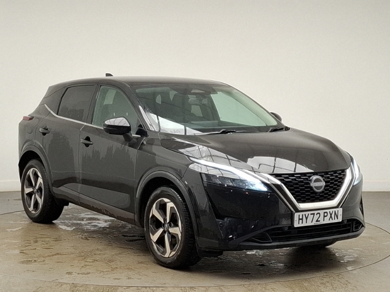 Nissan Qashqai 1.3 Dig-t Mh 158 N-connecta Xtronic Black