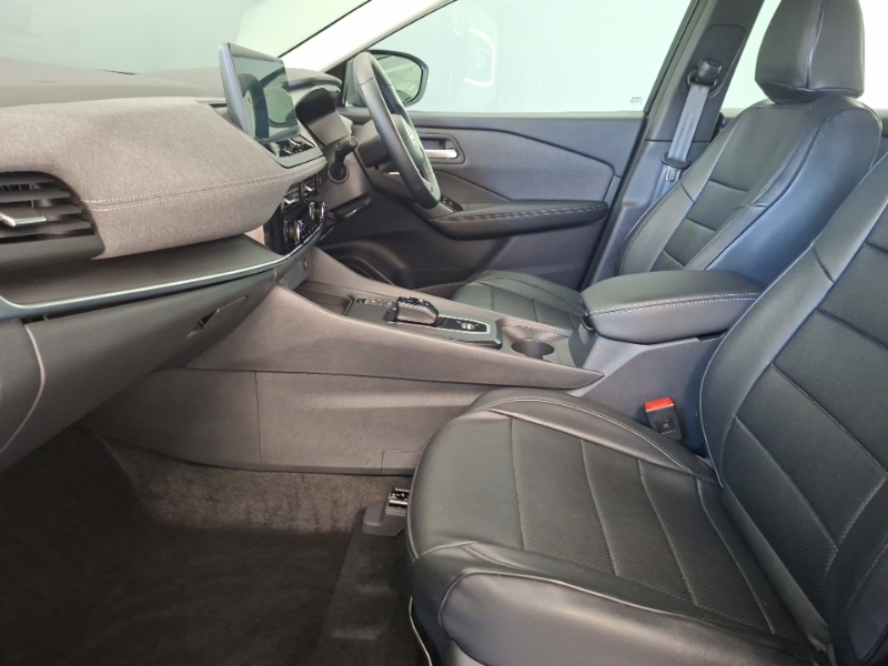 Nissan Qashqai 1.5 E-power Acenta Premium Black #5