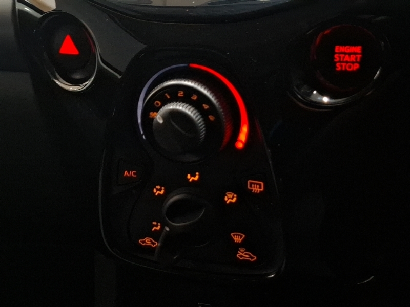 Peugeot 108 1.0 Active Blue #10
