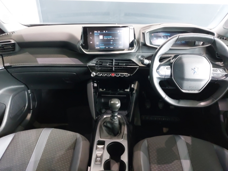 Peugeot 2008 1.2 Puretech Allure Grey #3