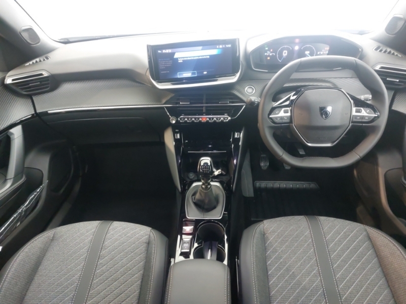Peugeot 2008 1.2 Puretech Allure White #3