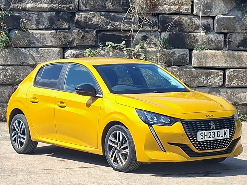Peugeot 208 1.2 Puretech Active Premium Yellow