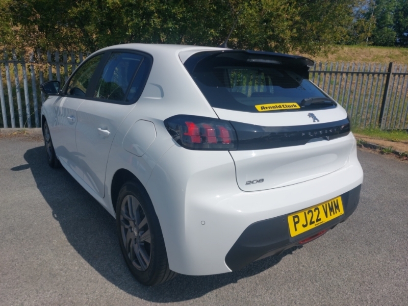 Peugeot 208 Active Premium Black #2