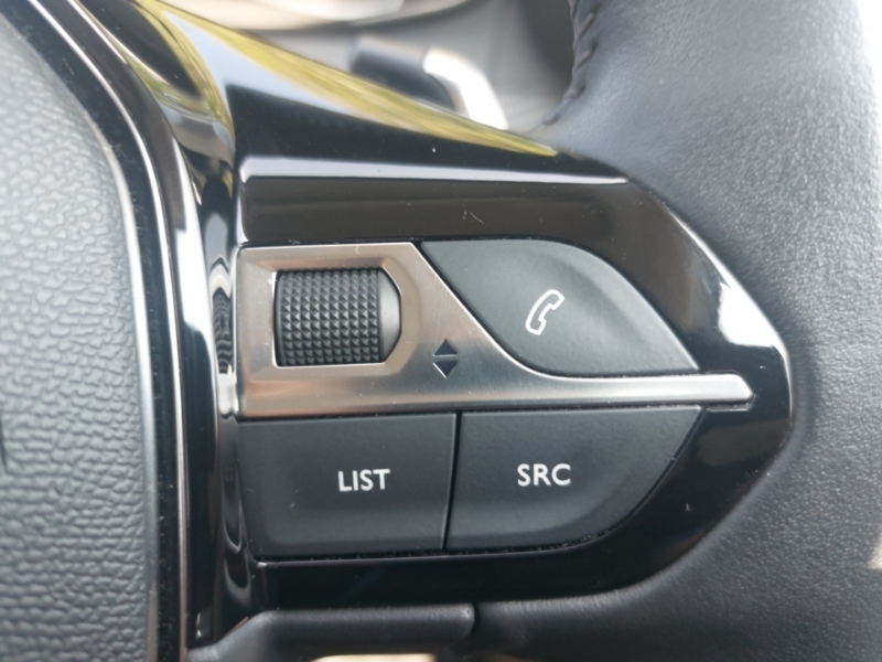 Peugeot 208 Active Premium Black #13