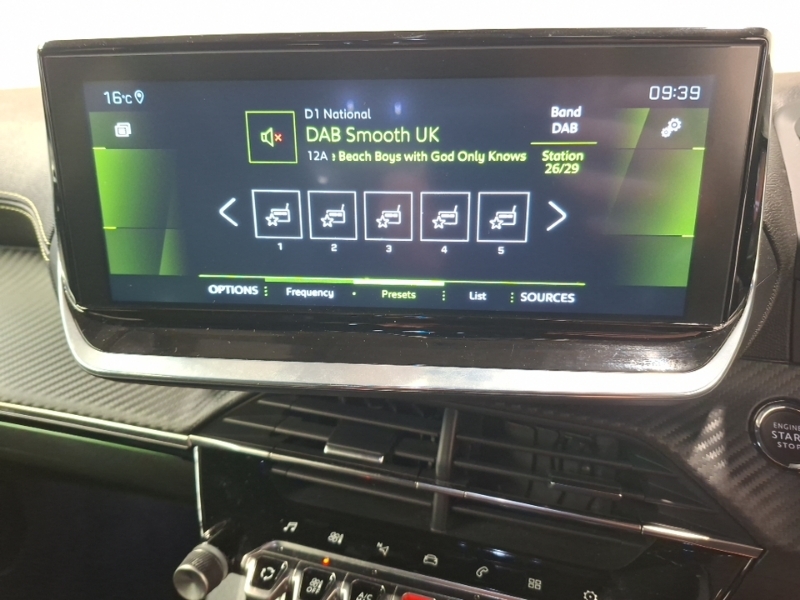 Peugeot 208 Puretech Active Ss White #9