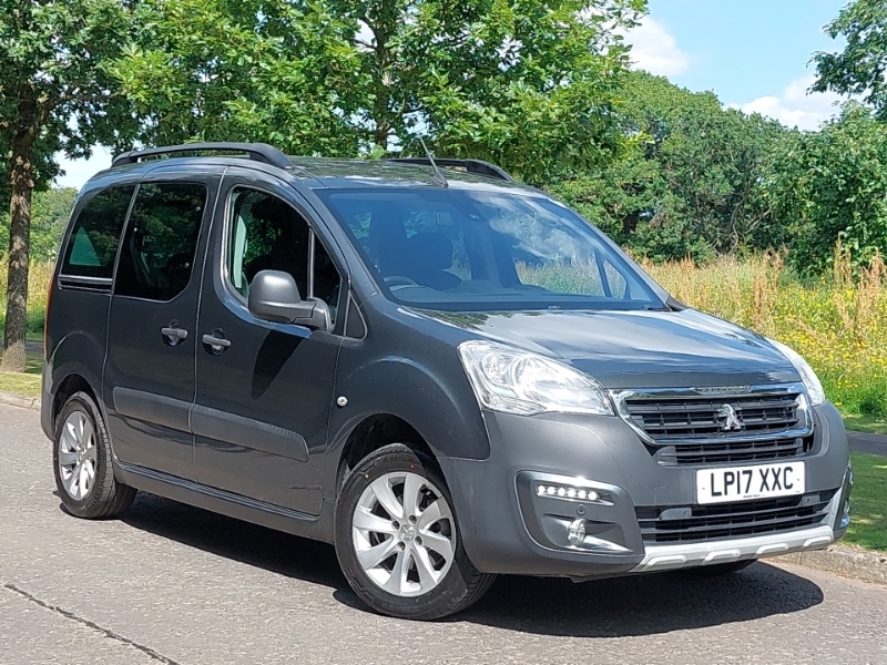 Peugeot Partner Tepee 1.2 Puretech 110 Outdoor Grey