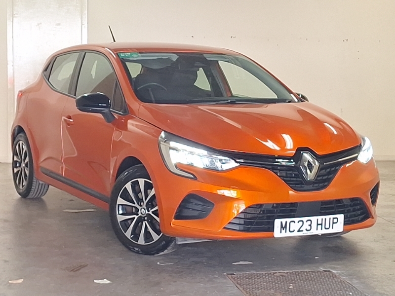 Renault Clio 1.6 E-tech Full Hybrid 145 Evolution Orange