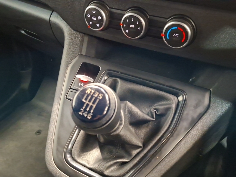 Renault Kangoo Ml19 Blue Dci 115 Edc Advance Van White #10