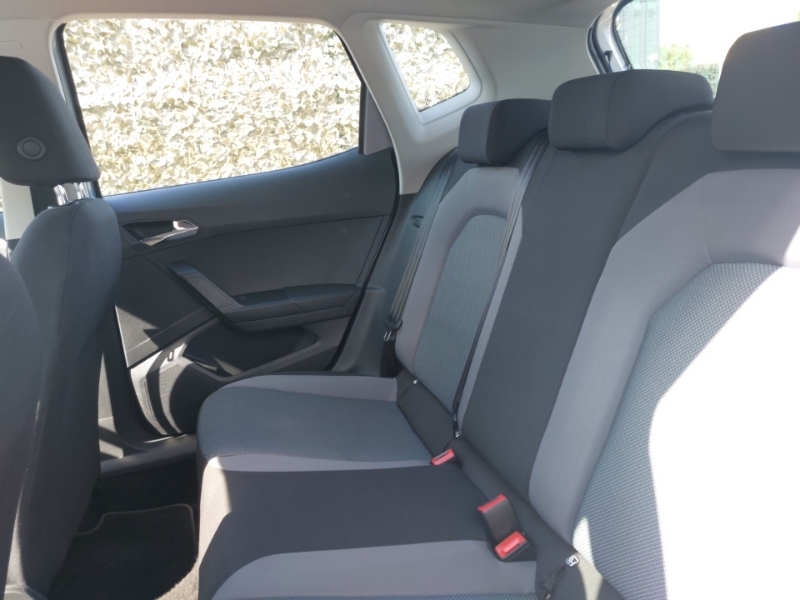 Seat Arona 1.0 Tsi Se Technology Silver #6
