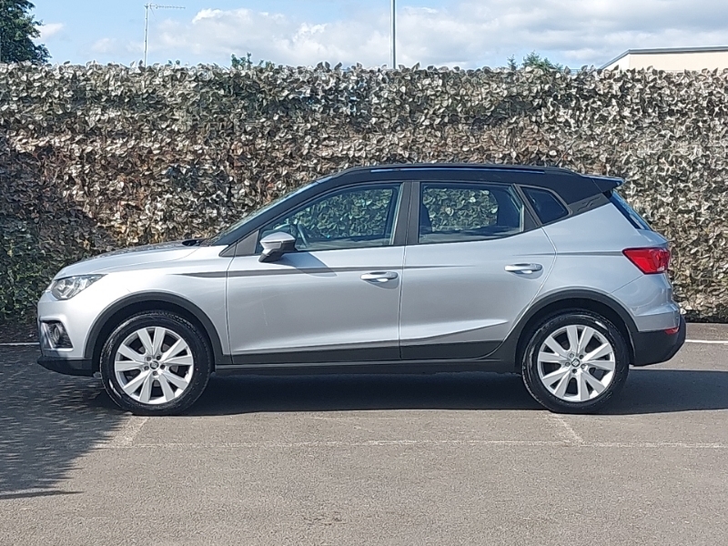 Seat Arona 1.0 Tsi Se Technology Silver #4