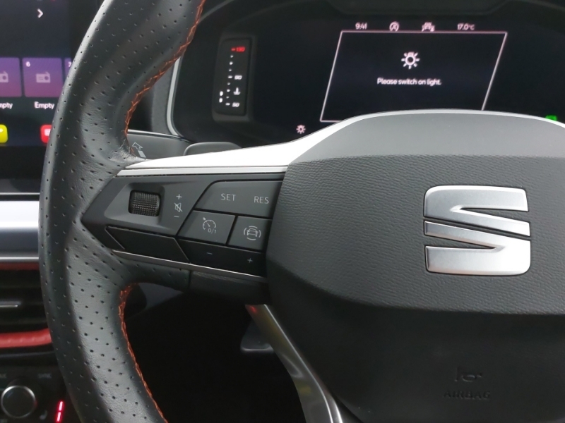 Seat Arona Suv Ecotsi Fr Black #12