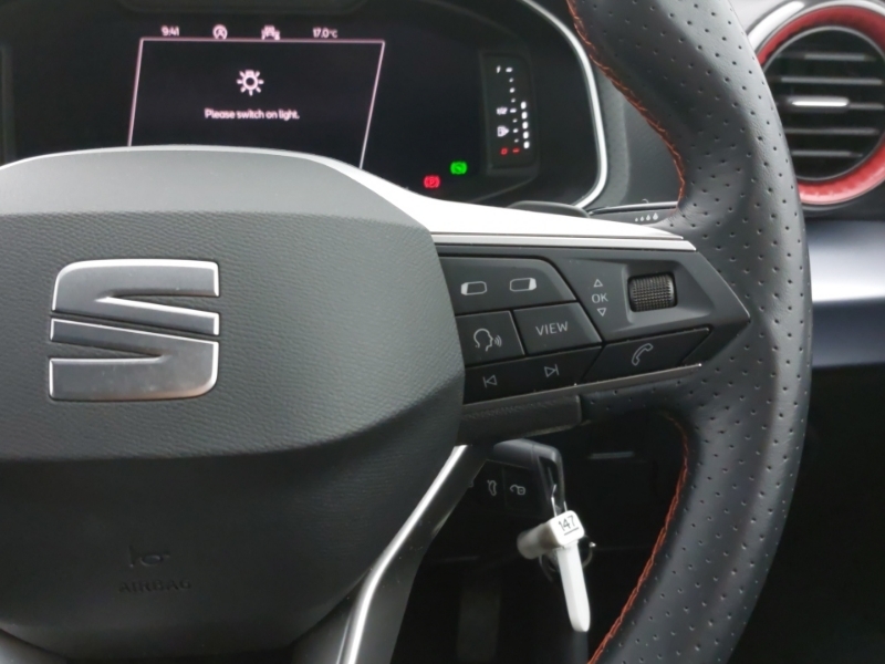 Seat Arona Suv Ecotsi Fr Black #13