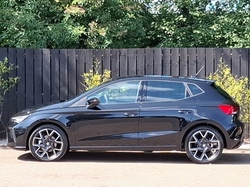 Seat Ibiza 1.0 Tsi 115 Fr Sport Dsg Black #4
