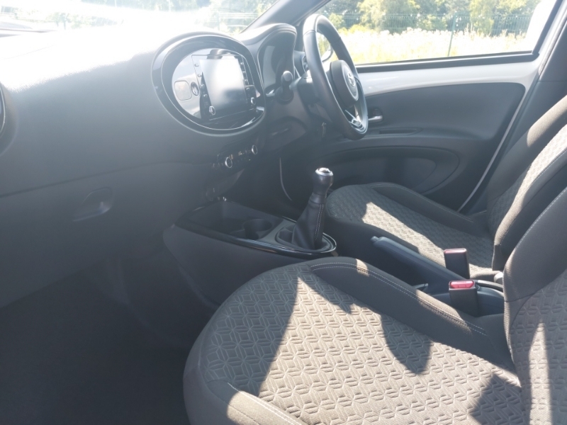 Toyota Aygo X 1.0 Vvt-i Edge White #5