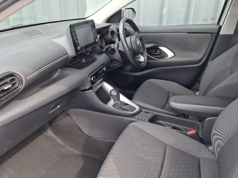 Toyota Yaris 1.5 Hybrid Design Cvt SW21GOU Silver #5