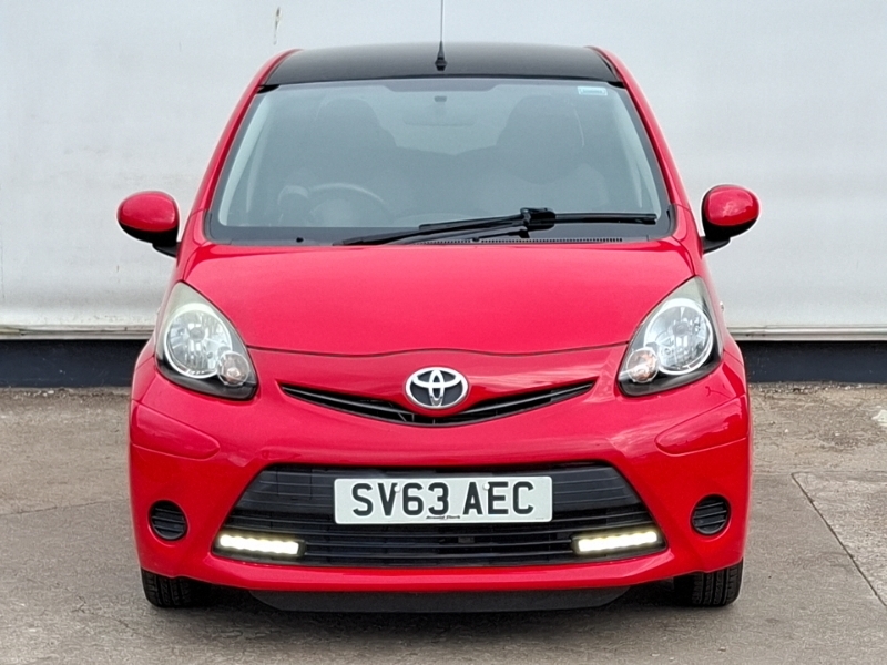 Toyota Aygo 1L Active Plus Red #14