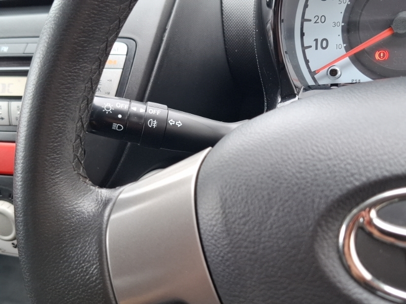Toyota Aygo 1L Active Plus Red #12