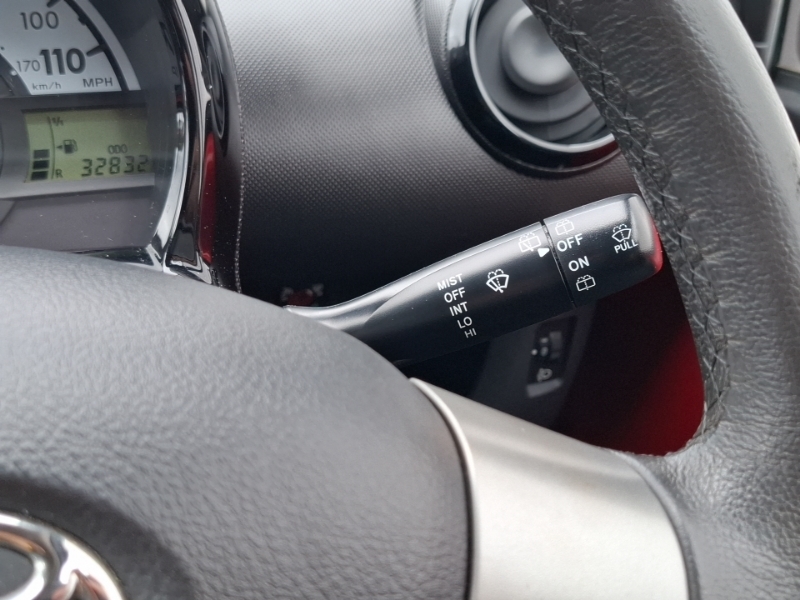 Toyota Aygo 1L Active Plus Red #13
