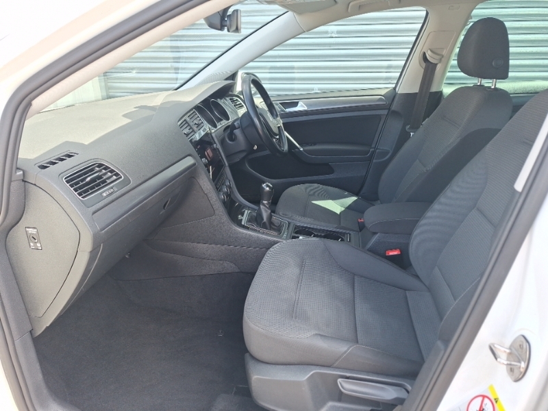 Volkswagen Golf 1.0 Tsi 115 Match Edition White #5