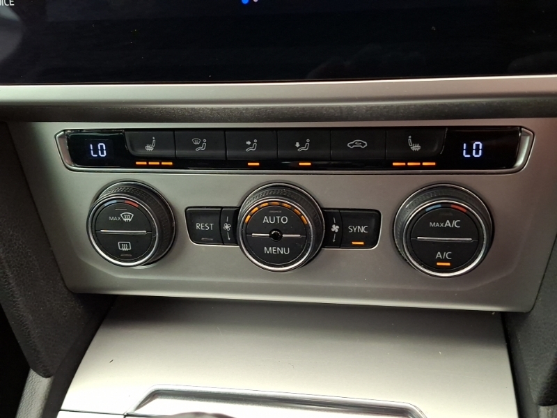 Volkswagen Passat R-line Silver #16