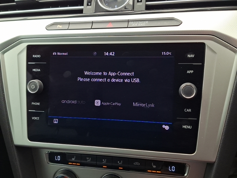 Volkswagen Passat R-line Silver #17