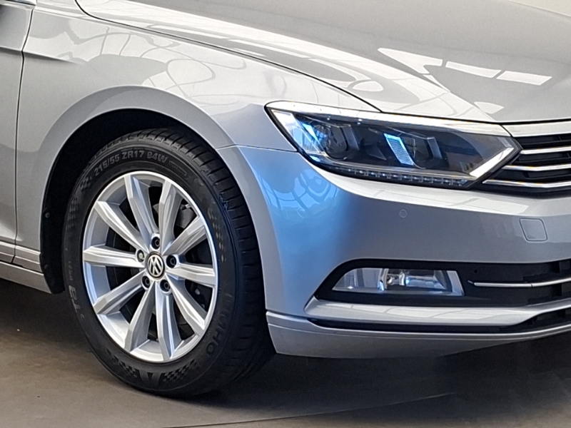 Volkswagen Passat R-line Silver #20