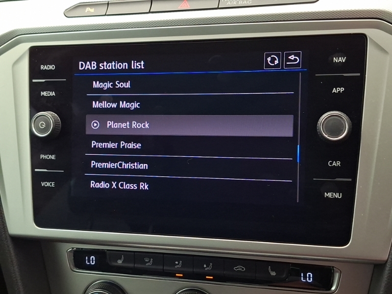 Volkswagen Passat R-line Silver #11
