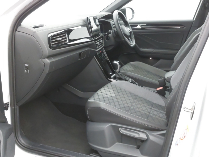 Volkswagen T-Roc 1.5 Tsi R-line Dsg White #5