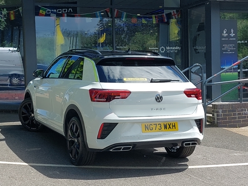 Volkswagen T-Roc 1.5 Tsi R-line Dsg White #2