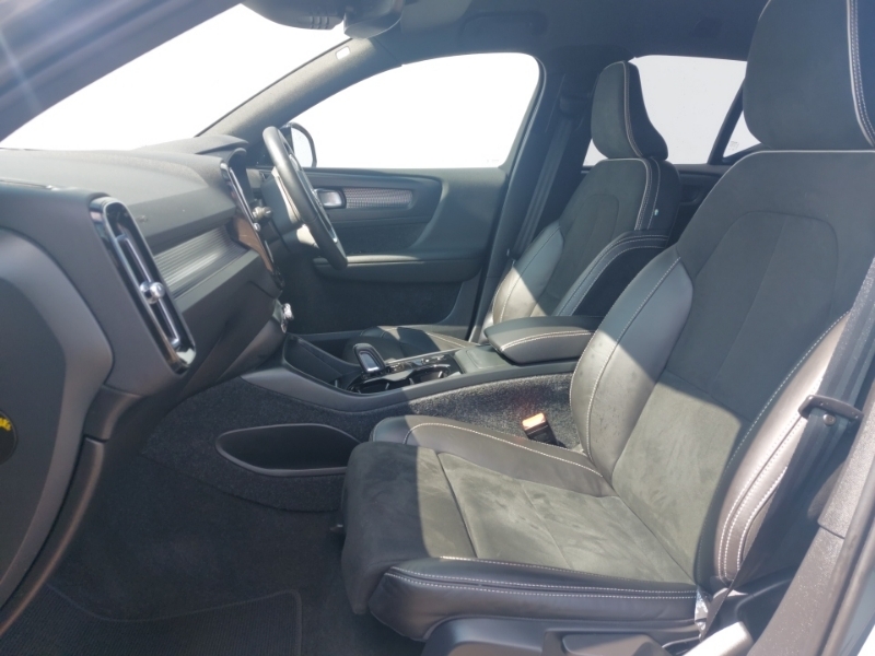 Volvo XC40 1.5 T3 163 R Design Pro Geartronic Grey #5